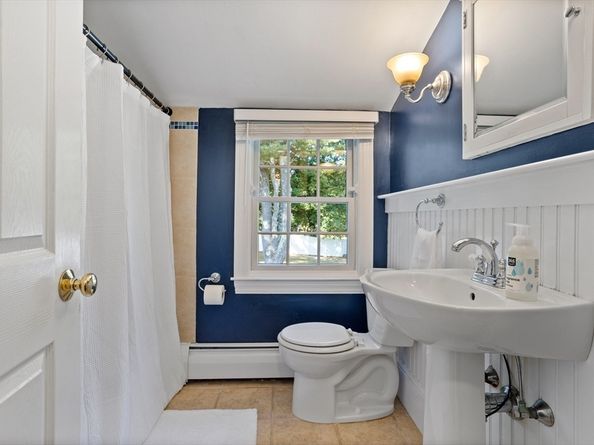 4 Powers Rd, Littleton MA 01460