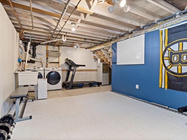 4 Powers Rd, Littleton MA 01460