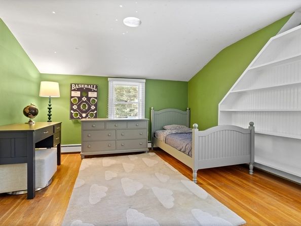 4 Powers Rd, Littleton MA 01460