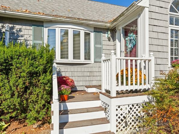 4 Powers Rd, Littleton MA 01460