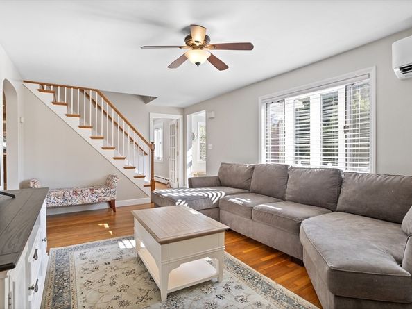 4 Powers Rd, Littleton MA 01460