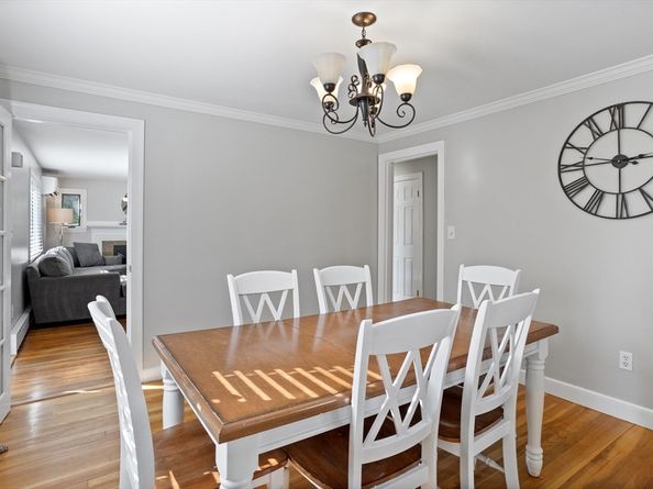 4 Powers Rd, Littleton MA 01460