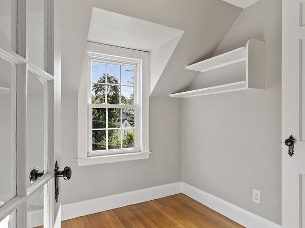 12 Powder House Road Ext, Medford MA 02155
