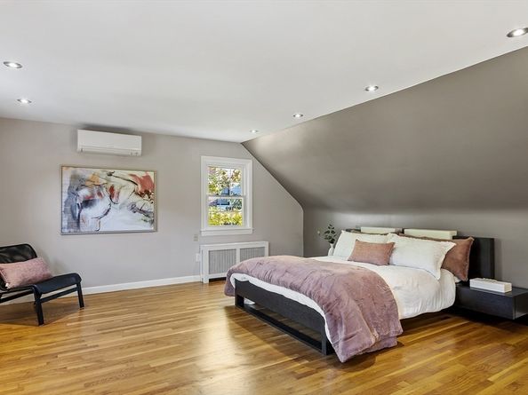 12 Powder House Road Ext, Medford MA 02155