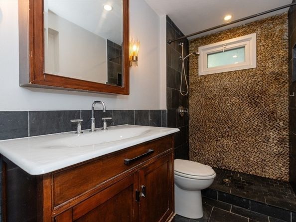 131 Erie St 2, Cambridge MA 02139