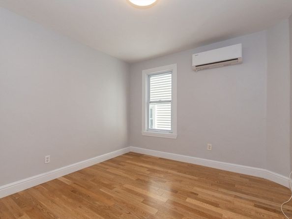 131 Erie St 2, Cambridge MA 02139