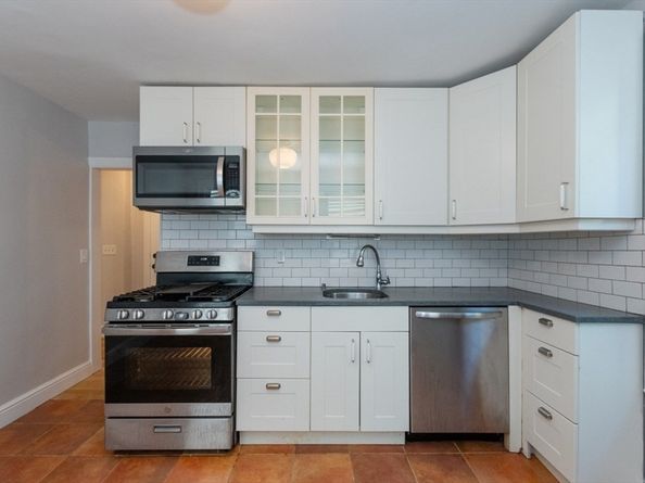 131 Erie St 2, Cambridge MA 02139