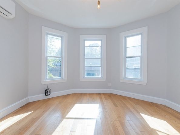131 Erie St 2, Cambridge MA 02139