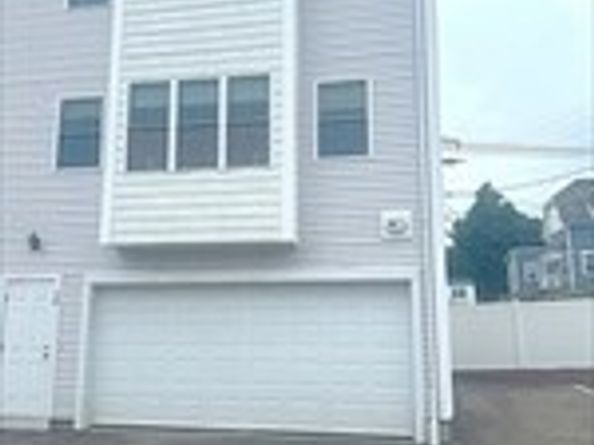 909 Washington St, Norwood MA 02062