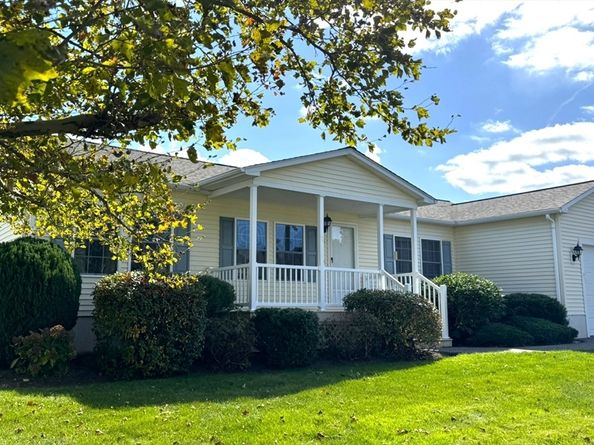 23 Stone Meadow Dr, Bridgewater MA 02324