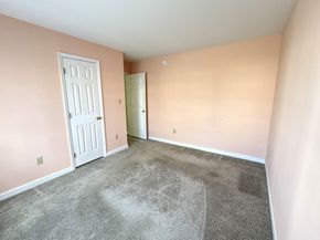 23 Stone Meadow Dr, Bridgewater MA 02324