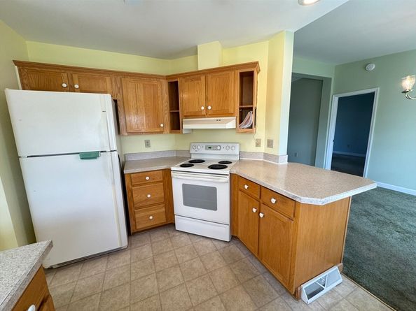 23 Stone Meadow Dr, Bridgewater MA 02324