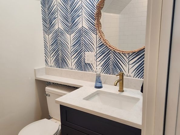 159 Wessagussett Rd, Weymouth MA 02188