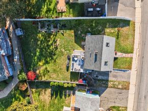 303 Pleasant St, Melrose MA 02176