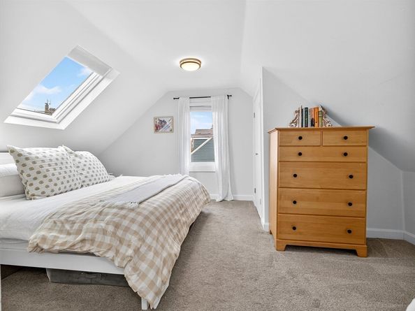 303 Pleasant St, Melrose MA 02176