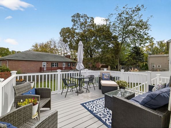 303 Pleasant St, Melrose MA 02176