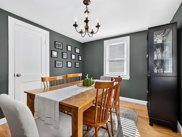303 Pleasant St, Melrose MA 02176