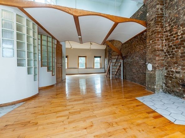 11 Savin Hill Ave, Boston MA 02125