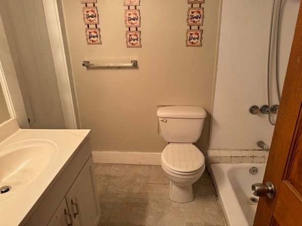 11 Savin Hill Ave, Boston MA 02125