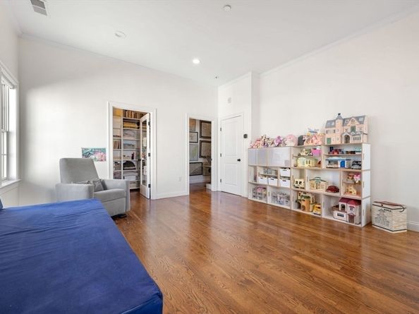 114 Inman 3, Cambridge MA 02139