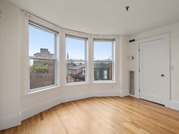 492 Massachusetts Ave 53, Boston MA 02118