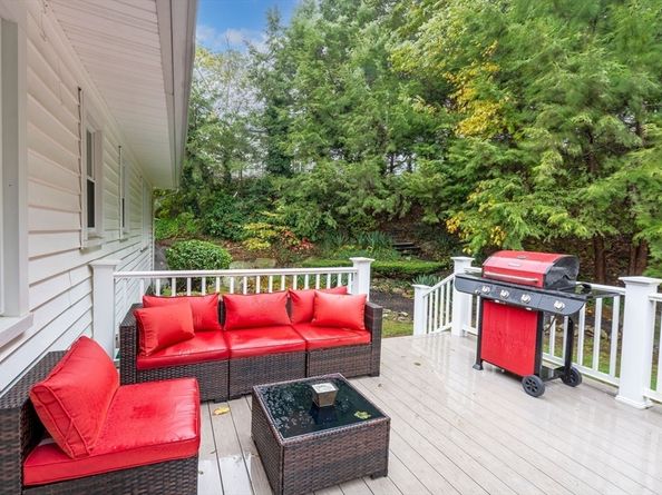 63 Crooker Dr, Lynn MA 01904