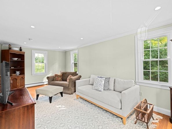 22 Kings Way, Scituate MA 02066