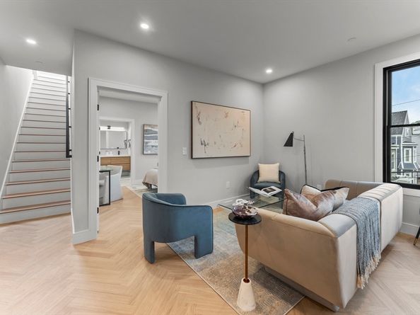 106 Moore PH7, Boston MA 02128