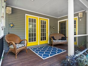 17 Topsfield Rd, Wenham MA 01984