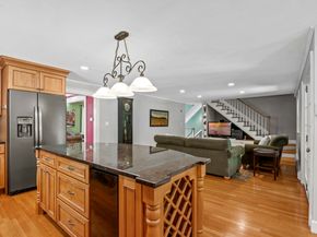 17 Topsfield Rd, Wenham MA 01984