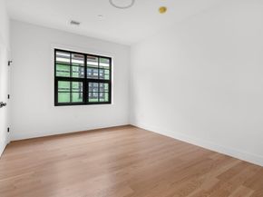 33 Pearl St. 4, Boston MA 02125