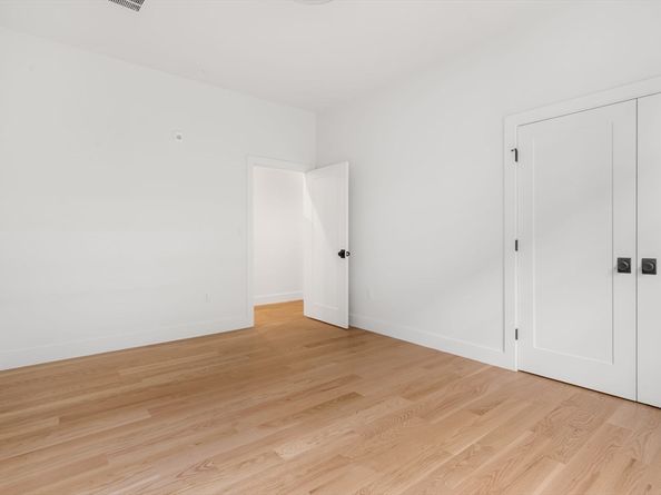 33 Pearl St. 4, Boston MA 02125