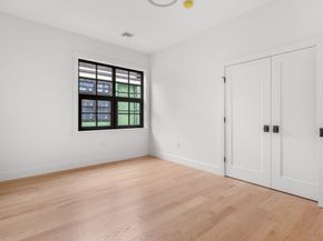 33 Pearl St. 4, Boston MA 02125