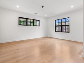 33 Pearl St. 4, Boston MA 02125