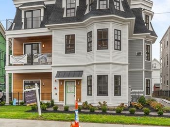 33 Pearl St.