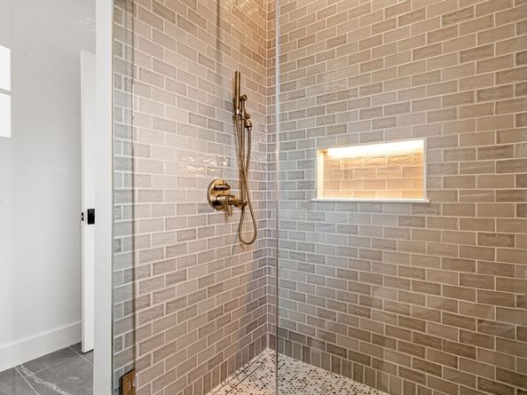 33 Pearl St. 4, Boston MA 02125