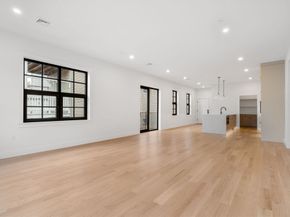 33 Pearl St. 4, Boston MA 02125