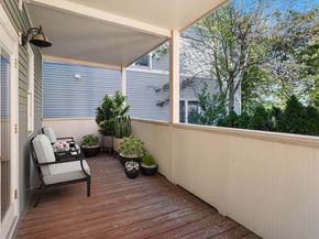 17 York Pl 1, Cambridge MA 02141