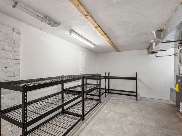 17 York Pl 1, Cambridge MA 02141
