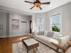 17 York Pl 1, Cambridge MA 02141