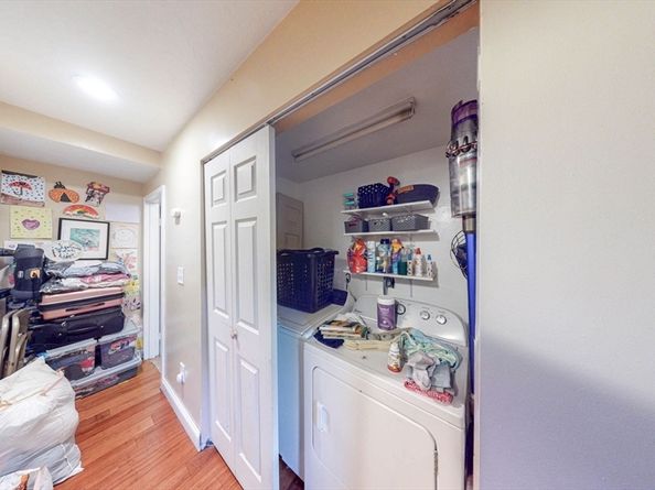 391 Hyde Park Ave 112, Boston MA 02131