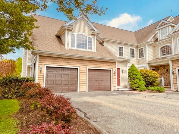 717 Hampton Way 717, Abington MA 02351