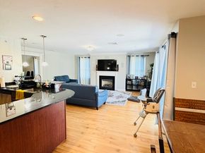 717 Hampton Way 717, Abington MA 02351