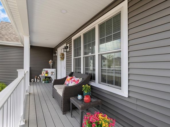 9 Titicut Ave, Bridgewater MA 02324