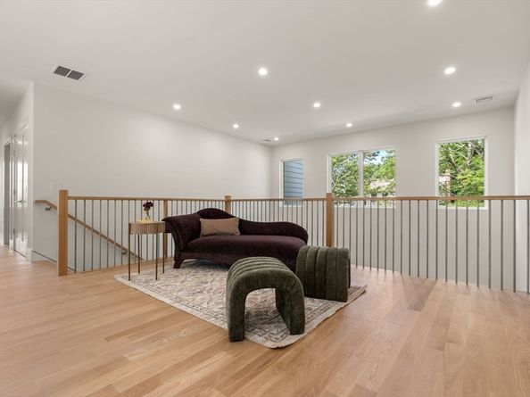 128 Charlemont Street, Newton MA 02461