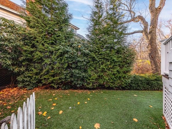 10 Risley Road, Marblehead MA 01945