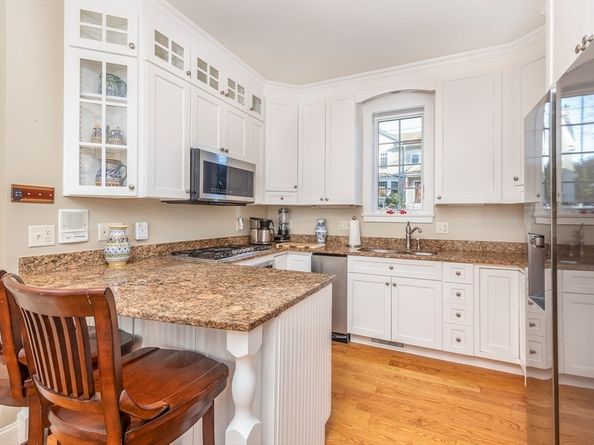 10 Risley Road, Marblehead MA 01945