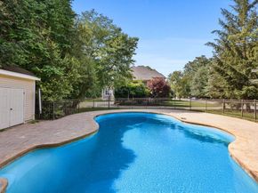 6 Ashley Court, Lynnfield MA 01940