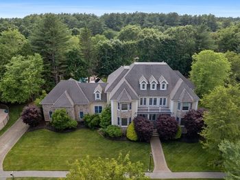 6 Ashley Court