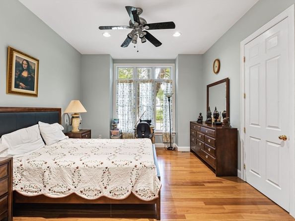 6 Ashley Court, Lynnfield MA 01940